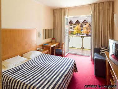 Ramada &
