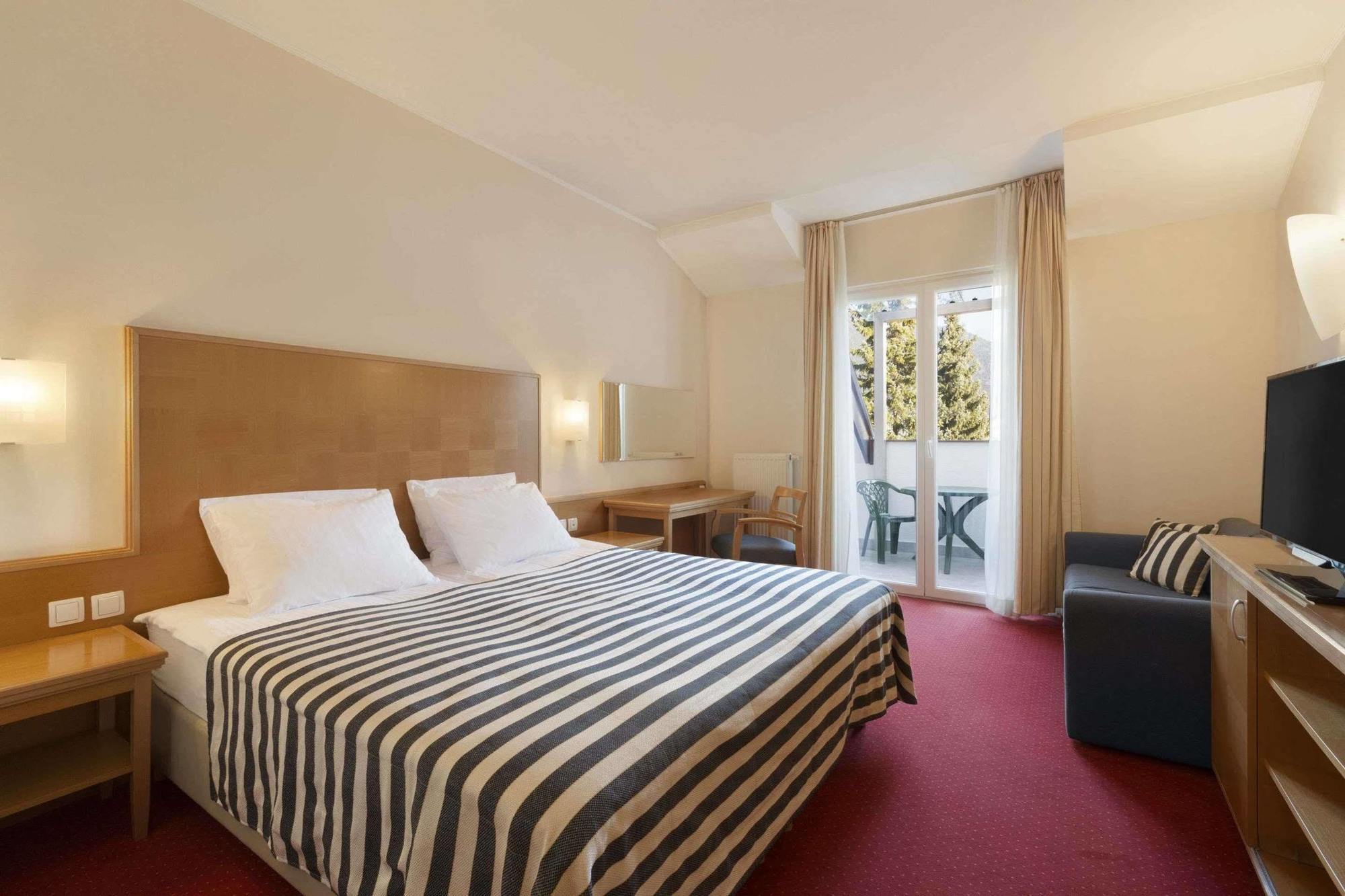 Hotel Ramada &